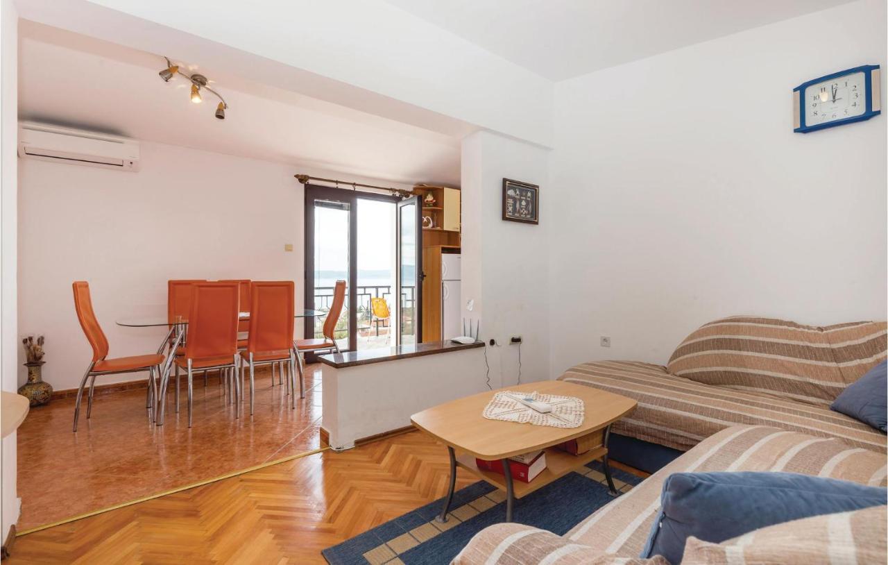 Cozy Apartment In Novi Vinodolski With Kitchen 外观 照片