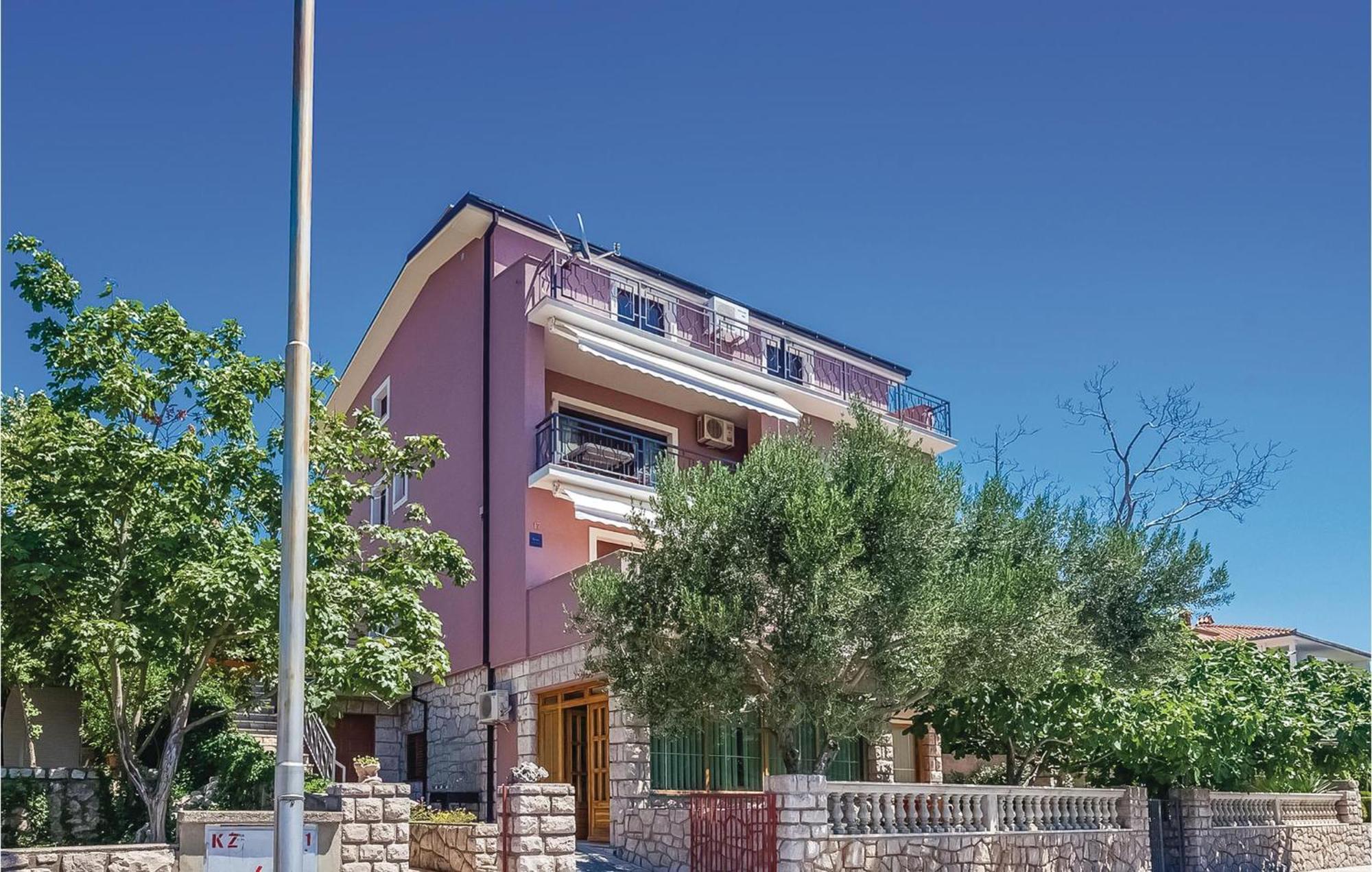 Cozy Apartment In Novi Vinodolski With Kitchen 外观 照片